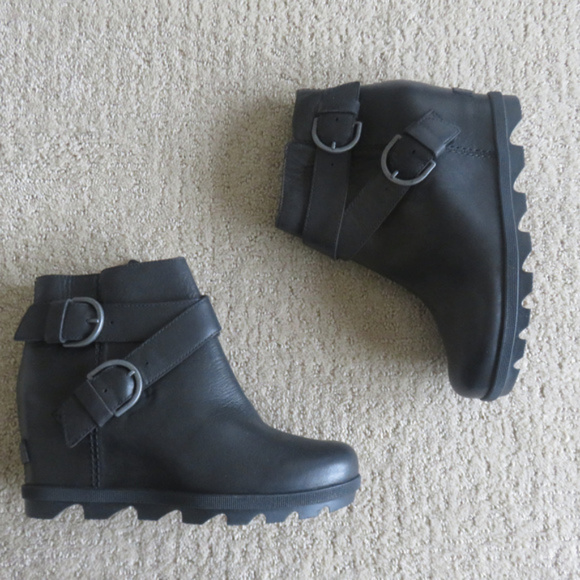 New Sorel Joan Of Arctic Buckle Boots 